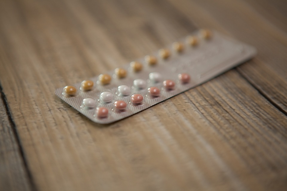 Co musíte vědět, než sáhnete po hormonální antikoncepci