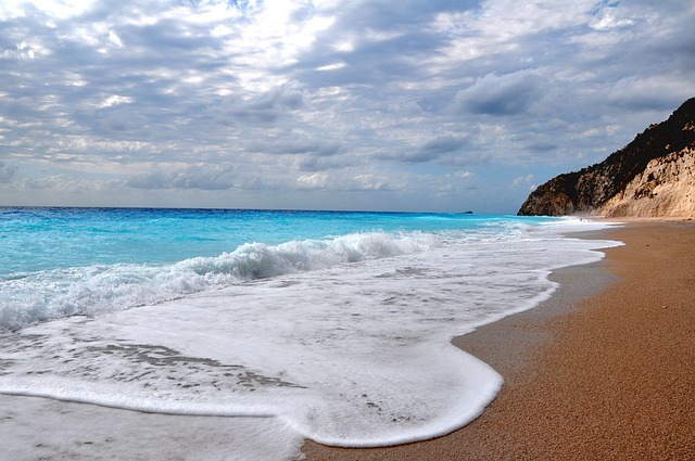 otevření pláží v řecku